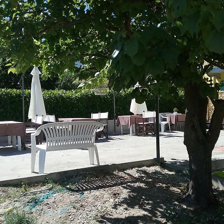 La Terrazza Del Barbaresco Bed and Breakfast Neviglie Εξωτερικό φωτογραφία