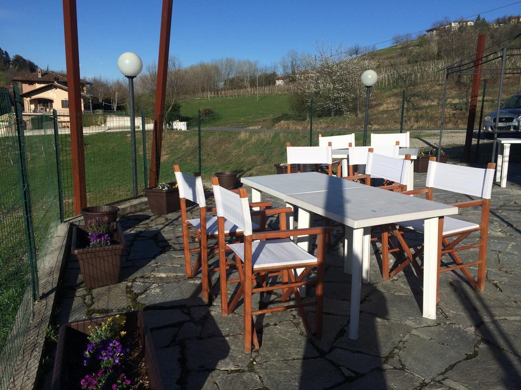 La Terrazza Del Barbaresco Bed and Breakfast Neviglie Εξωτερικό φωτογραφία