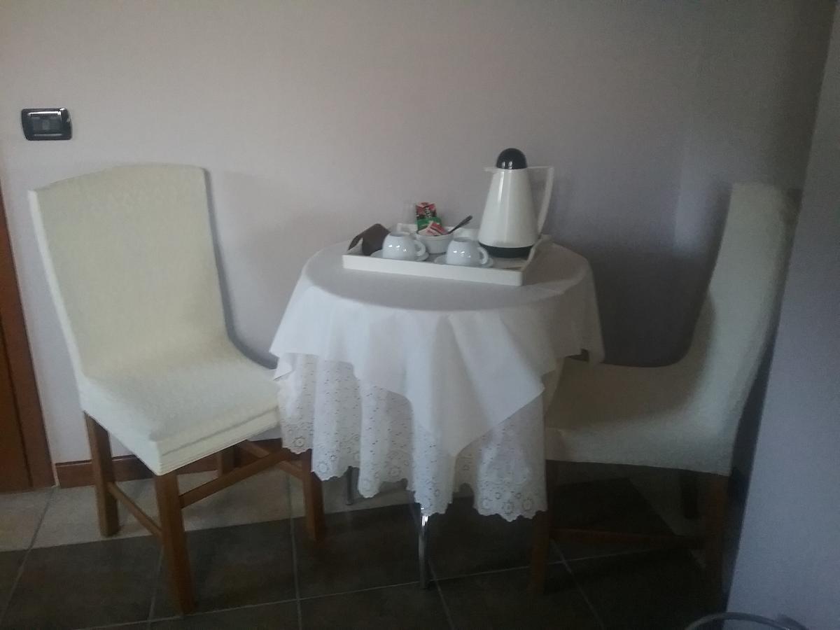 La Terrazza Del Barbaresco Bed and Breakfast Neviglie Εξωτερικό φωτογραφία
