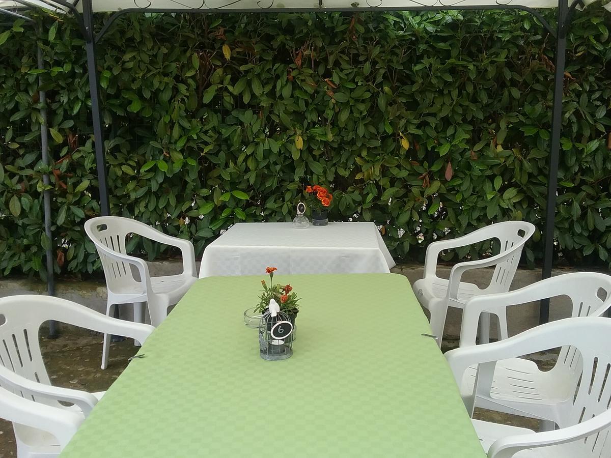 La Terrazza Del Barbaresco Bed and Breakfast Neviglie Εξωτερικό φωτογραφία