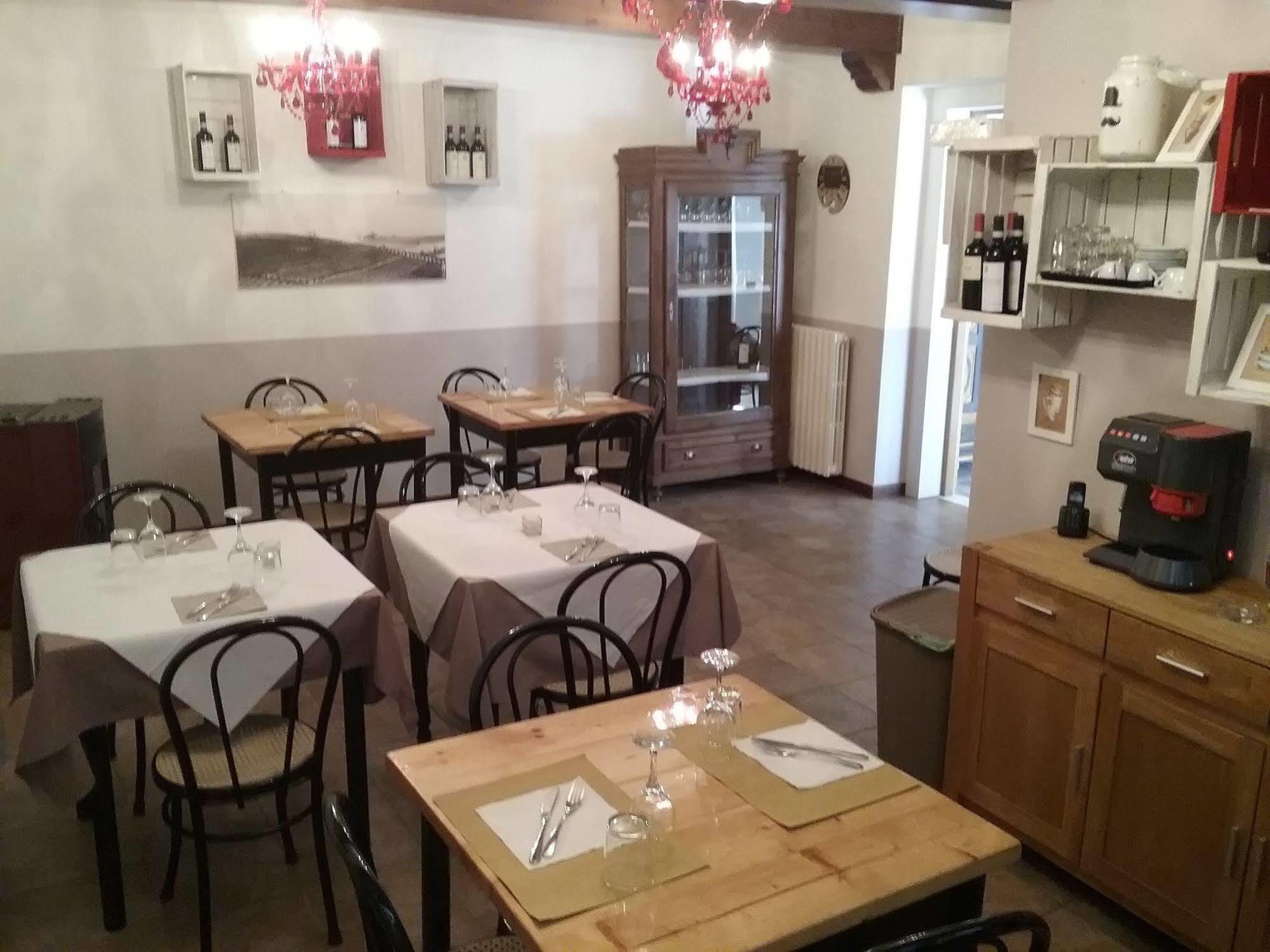 La Terrazza Del Barbaresco Bed and Breakfast Neviglie Εξωτερικό φωτογραφία