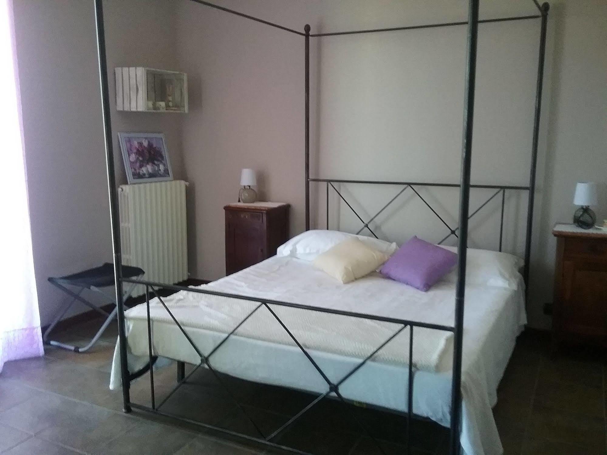 La Terrazza Del Barbaresco Bed and Breakfast Neviglie Εξωτερικό φωτογραφία